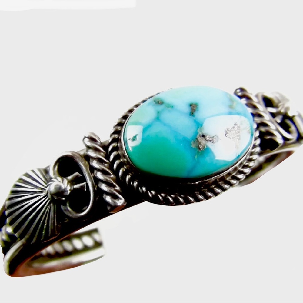 Signed - Derrick Gordon, Navajo. Elegant “Ajax” T… - image 8